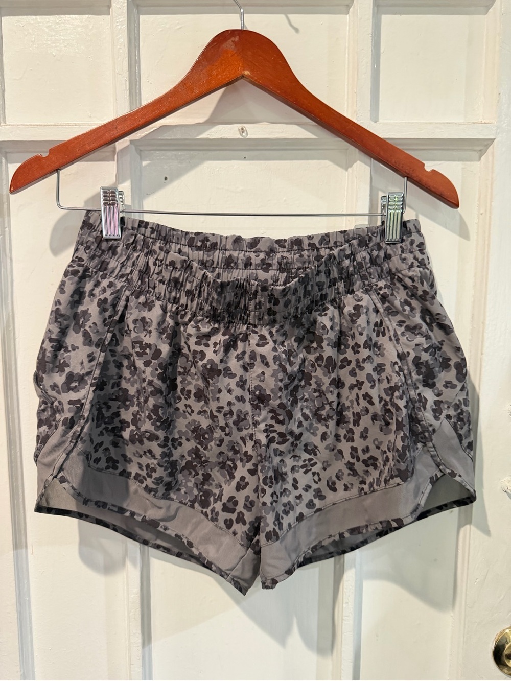 Athleta Gray Floral-Print Running Shorts